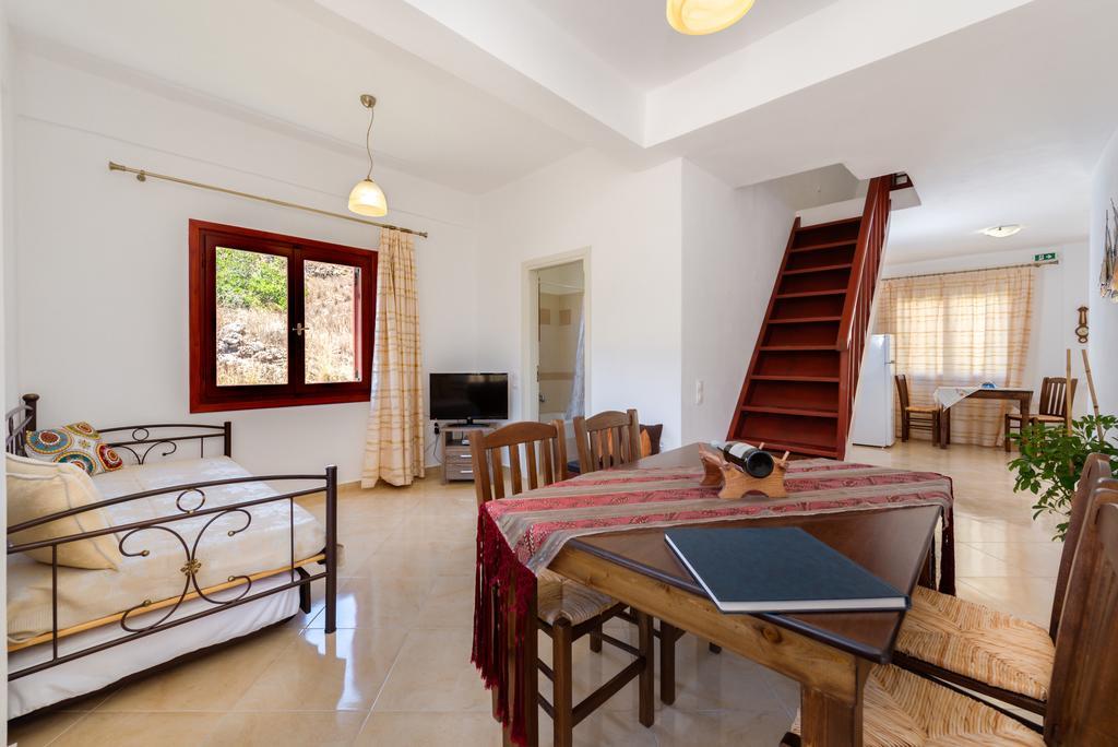 Aspalathos Suites Akrotírion エクステリア 写真