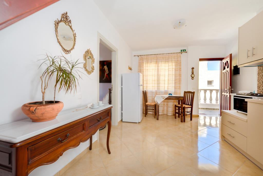 Aspalathos Suites Akrotírion エクステリア 写真