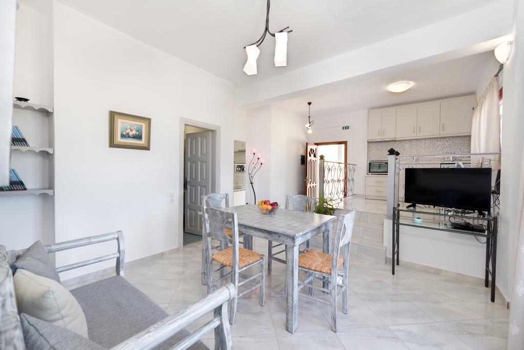 Aspalathos Suites Akrotírion エクステリア 写真